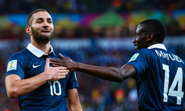 包含今晨瓦伦西亚备战法甲，遗憾出局细节曝光，底气十足，轮换策略成焦点的词条